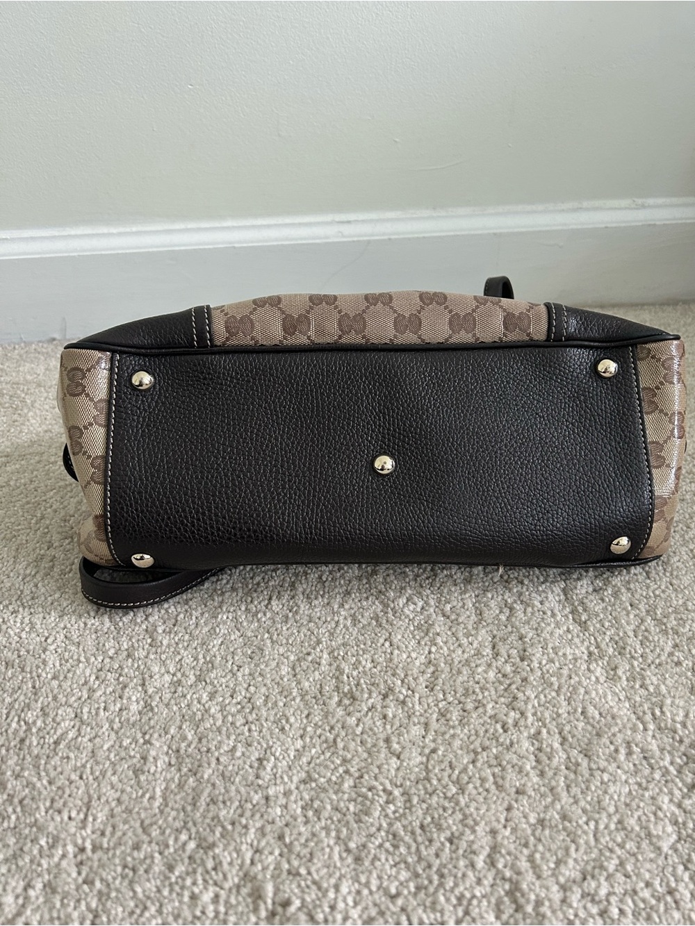Gucci Beige-Brown GG Canvas Shoulder Bag with Dark Brown Trim - Picture 9 of 10